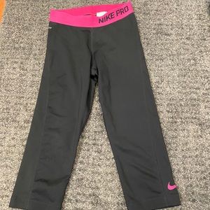 Nike Pro crop leggings